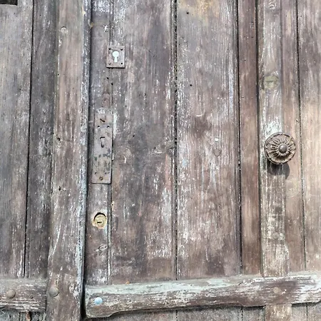 Appartamento Charme Et élégance Au Cœur Du Village Saint-Antonin